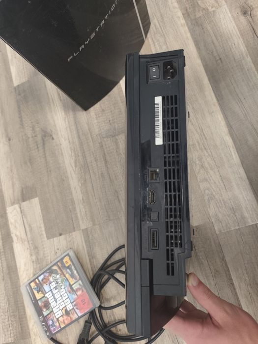 Vând 2 PS 3" fat"