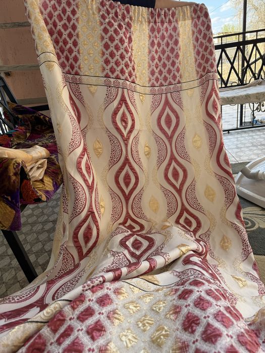 Продаются шторы для спальни