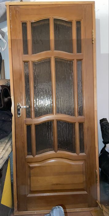 Продам межкомнатные двери