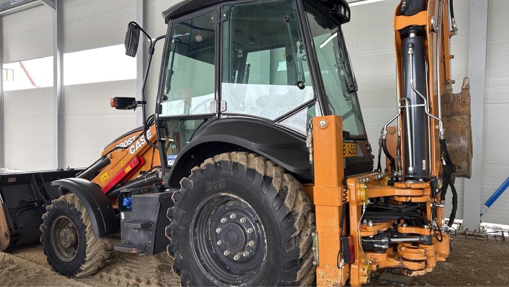 Buldoexcavator  Case 580 ST