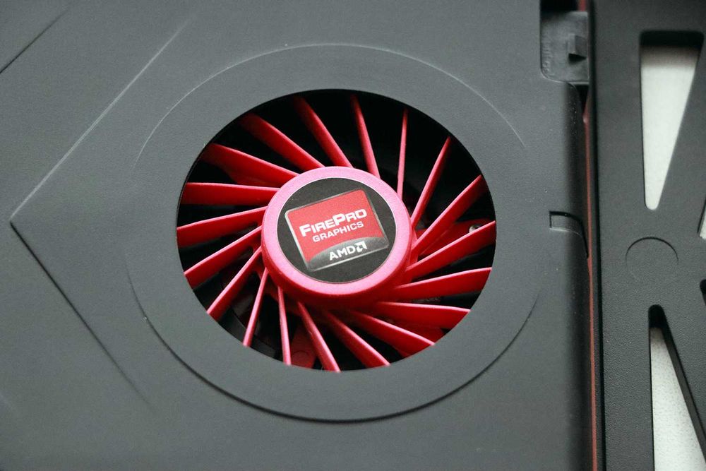 Профессиональная видеокарта Dell AMD FirePro W7000, 4 ГБ