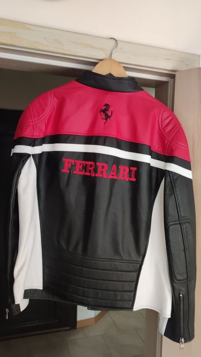 Мъжко кожено яке Ферари