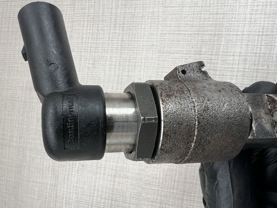 Дюза 1.6TDi 105 k.s 03L 130 277