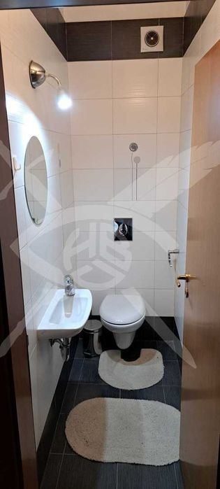 Дава се под наем Тристаен апартамент в София, Център - 130 кв.м за 1600 € - Снимка #8