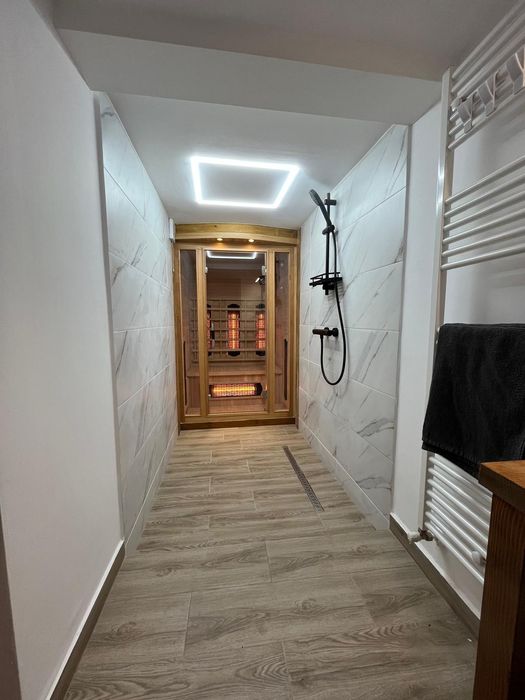 Vand Cabana noua cu ciubar si sauna-certificata Ministerul Turismului