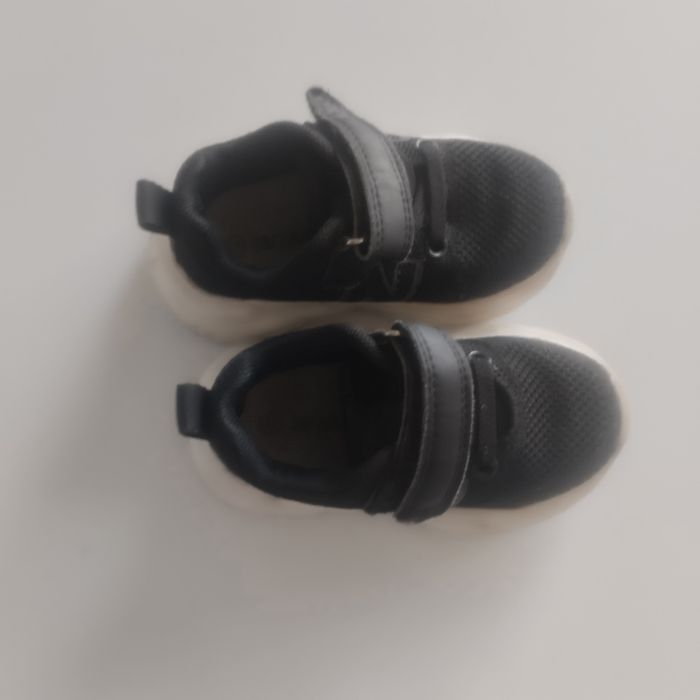 Кроссовки для детей