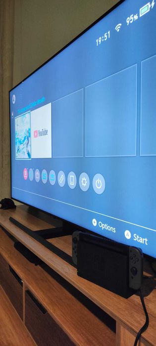 Nintendo Switch 1 + Zelda Breath of the wild + Чисто нов Калъф