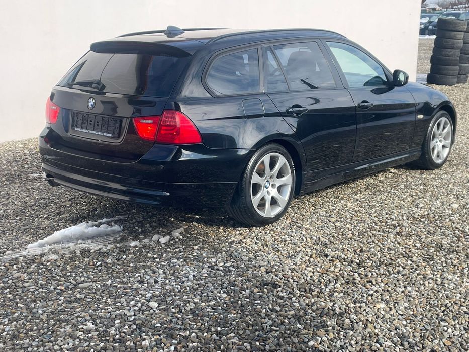 BMW E91 Facelift 320 generatie nou motor 08 2012