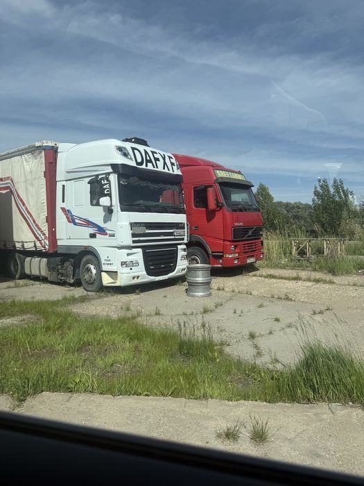Продам тягач с прицепом ,Мега 105 м/3