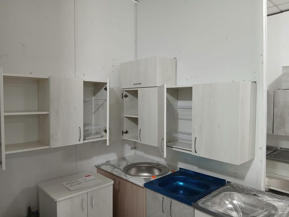 Шкафы для кухни, навесные.