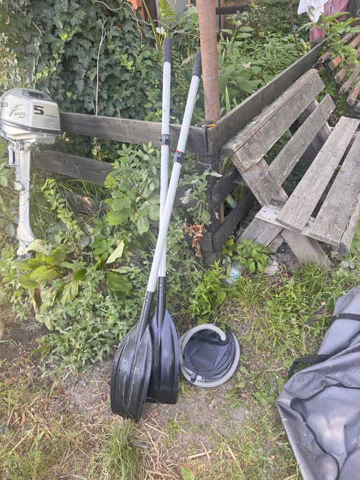 Vand  sau schimb barca Kolibri 400 dsl