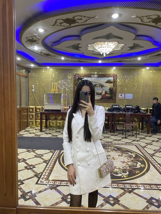 Платье новые продам