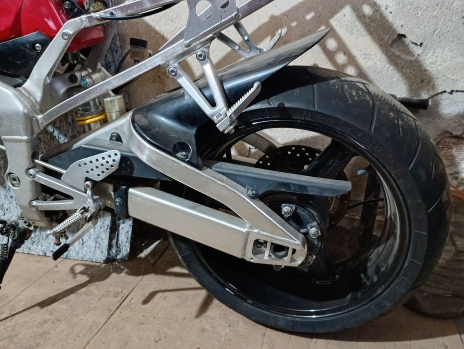 Yamaha R1 2001 на части