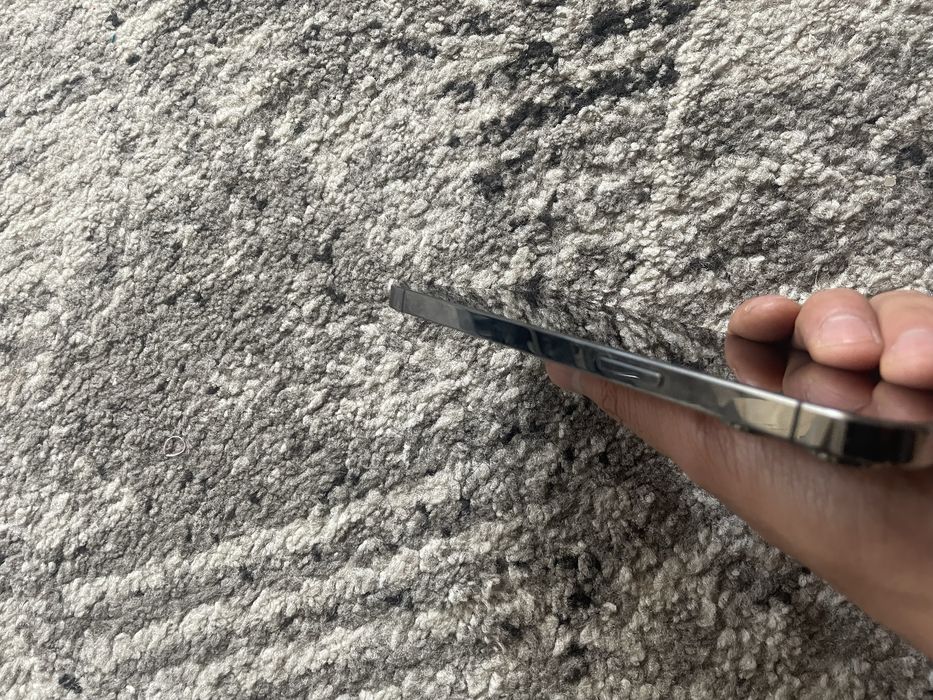 Продам iphone 12 pro max