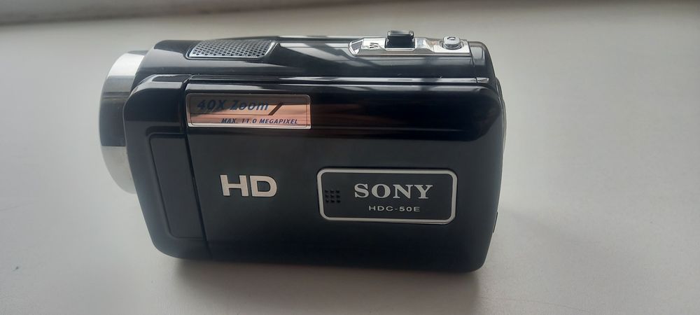 Продам цифровую камеру Sony