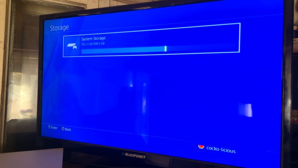Vând Playstation 4 Phat Alb Modat 500GB/ Ps4 Phat Alb Modat 500GB