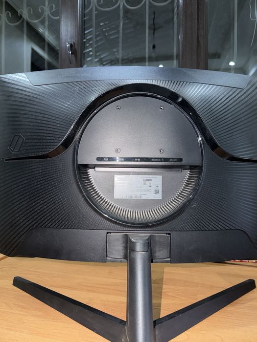 Монитор Samsung Odyssey g5 27дюймов