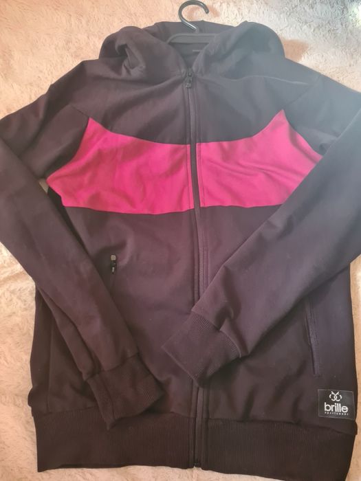 Дамско спортно горнище