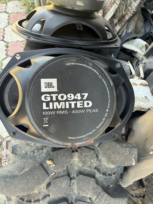 Продам колонки jbl