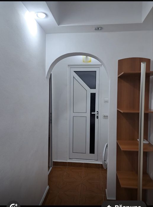 Apartament de inchiriat 300€/luna