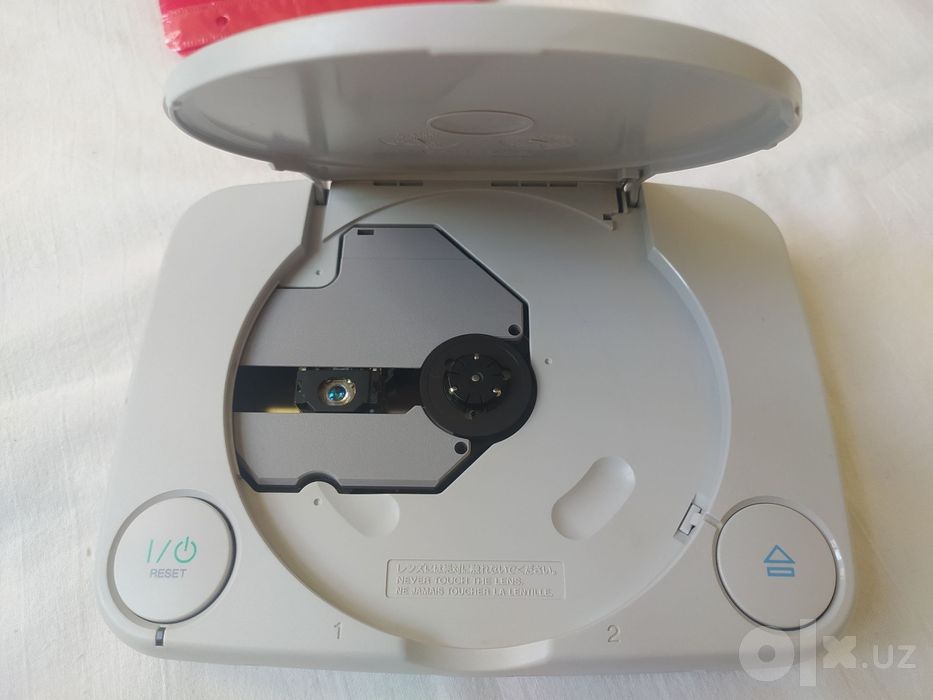 Playstation 1 One Slim Sotiladi