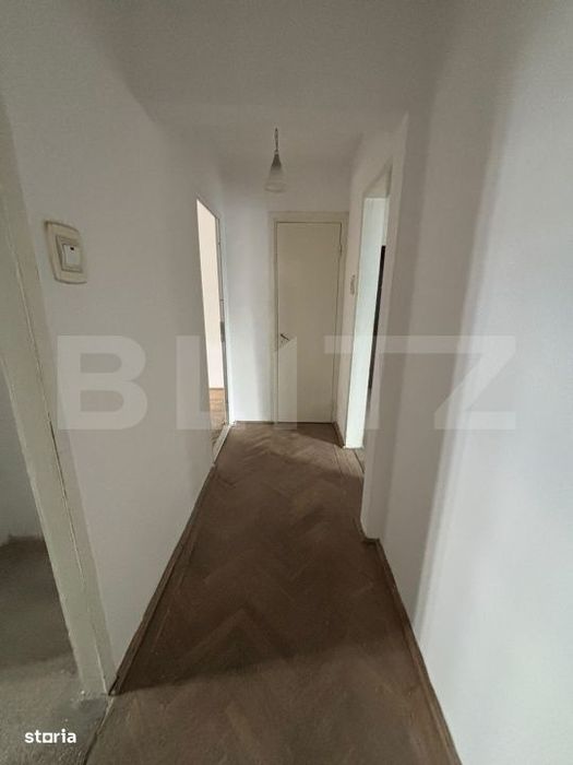 Apartament cu 3 camere, 62 mp, zona Vest