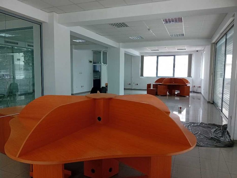 Дава се под наем Офис в София, НПЗ Хаджи Димитър - 180 кв.м за 1260 € - Снимка #4