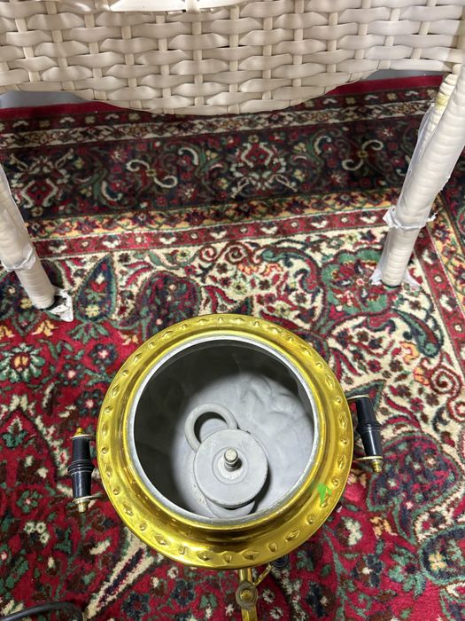 Juda chiroyli samovar msli juda arzon rosiskiy 1992