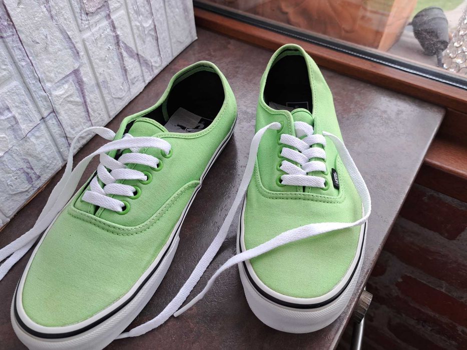 мъжки кецове,спортни обувки,маратонки,гуменки,ном43 Vans,ванс