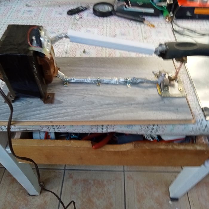Aparat de sudat in puncte