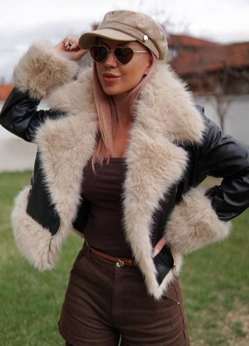 Дамско яке в черно