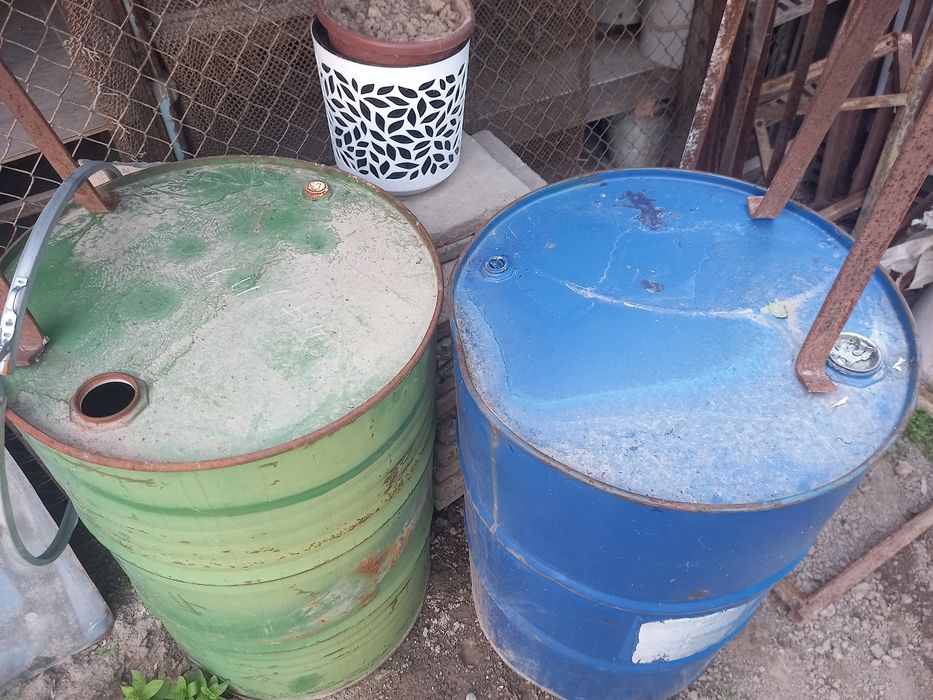 Бочки 200литров.