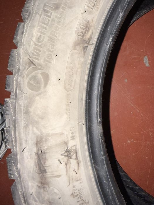 Зимние шины 235/55/19 michelin