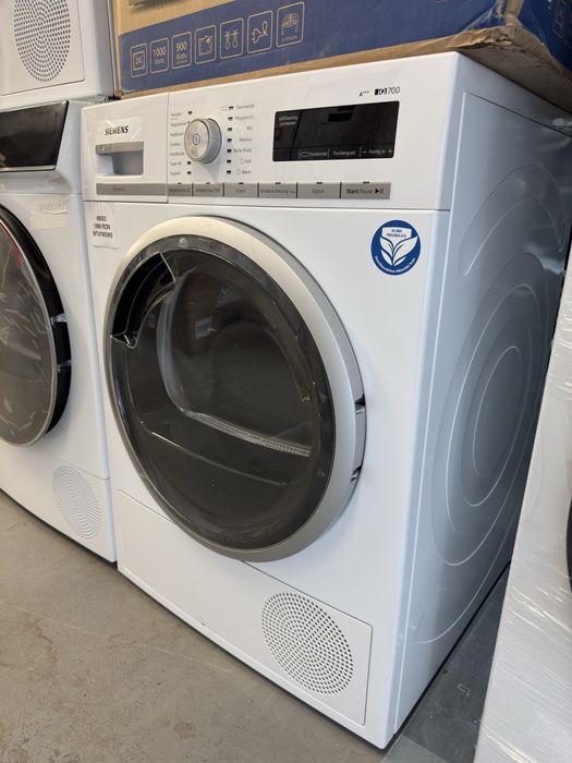 !!PROMOTIE!! Uscător de rufe cu pompă de căldură Siemens WT47W5W0 (iQ700)