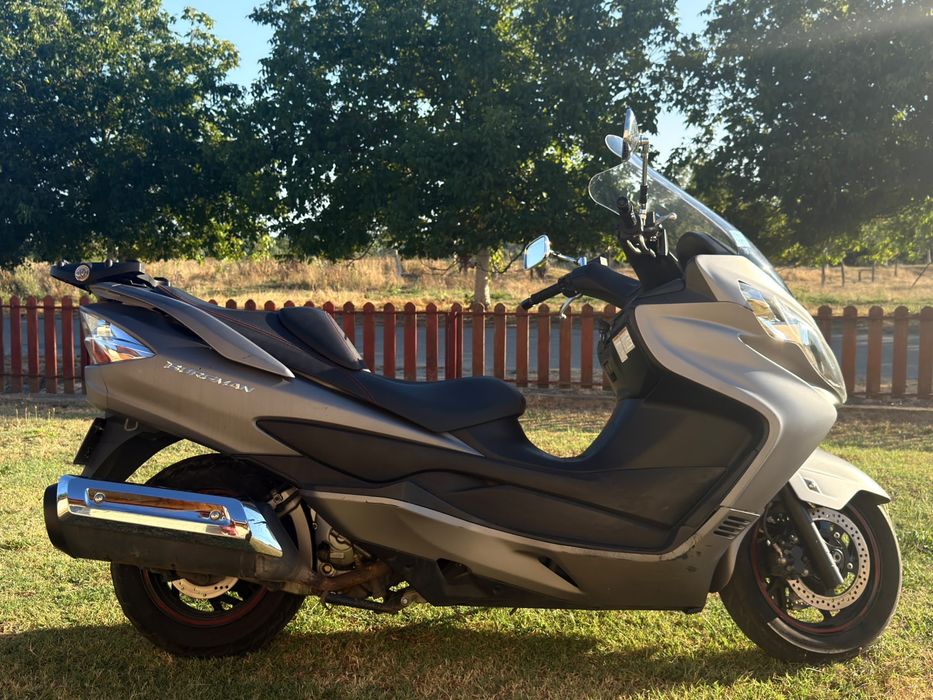 Suzuki Burgman 400 ABS • 2015 • 50.257 km • Distribuție schimbată