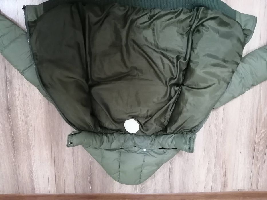 Стильная фирменная куртка