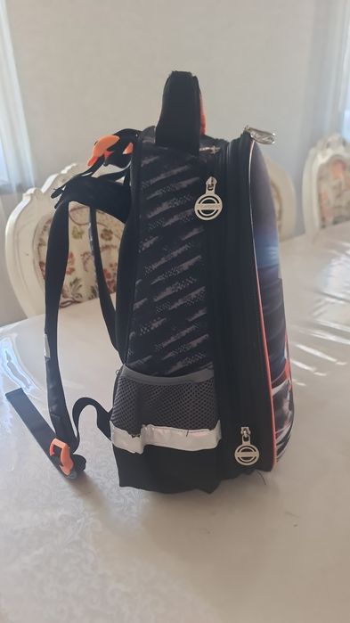 Продам школьные рюкзаки