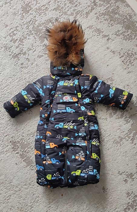 Продам зимний комбинезон-трансформер.