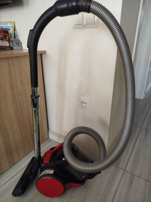 Пылесос марки Tefal