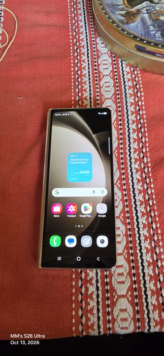 Продавам Samsung GalaxyZ Fold 5