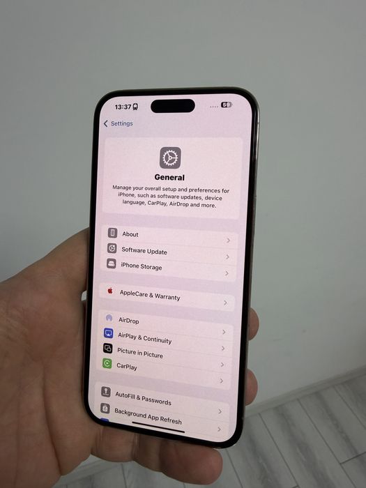 Iphone 14 pro max Gold Edition