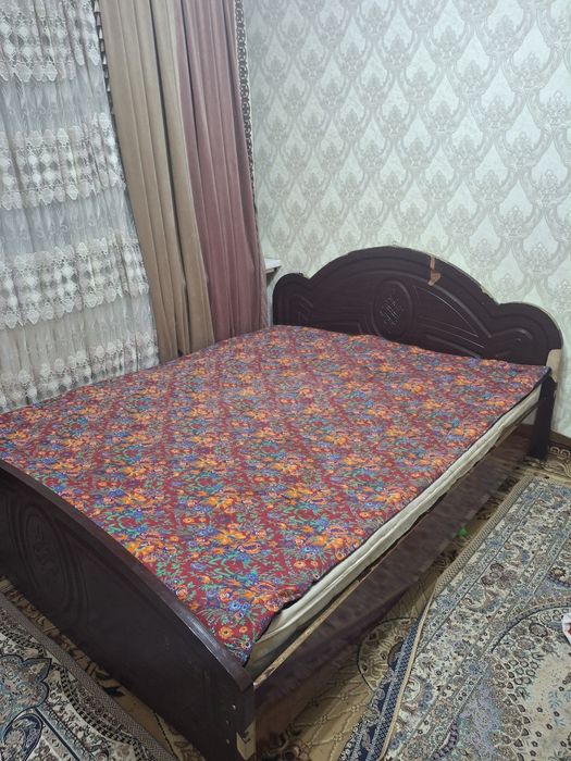 2 kishilik divan  spalni