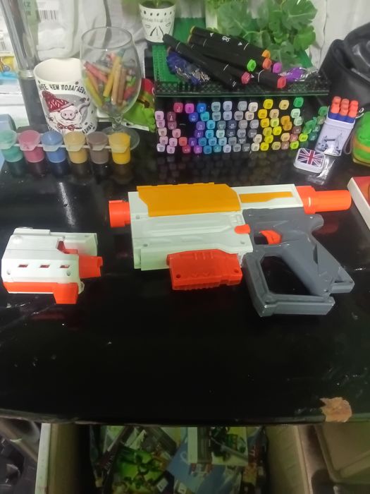 Продам пистолеты NERF
