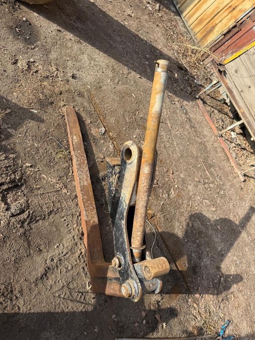 Вилы на Hidromek 102B