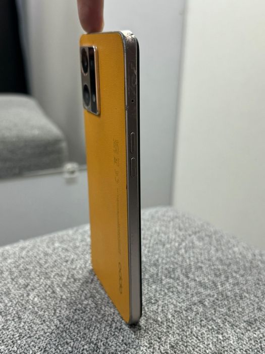 Oppo Reno 7 телефон