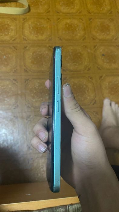 обменяю Vivo на ЛИБОИ ТЕЛЕФОН