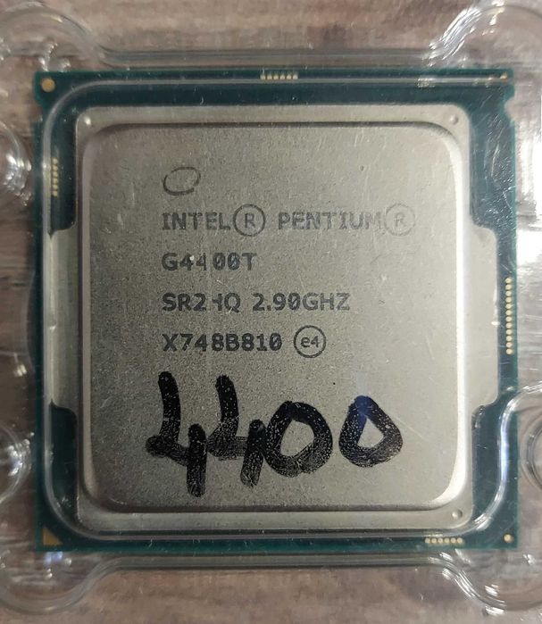 Продам процессоры INTEL corei7