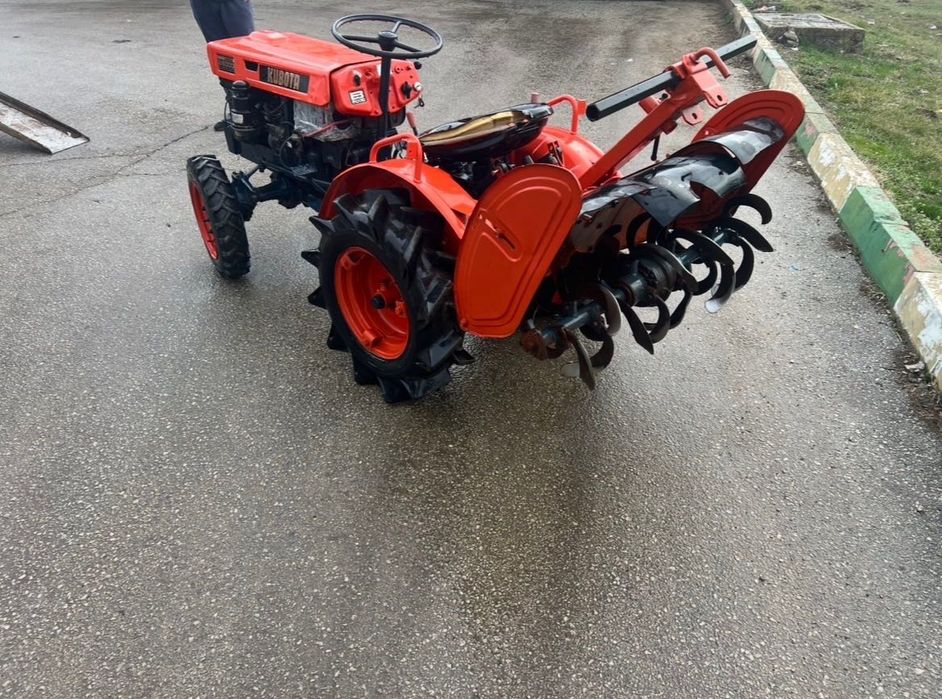 Трактор kubota B6000