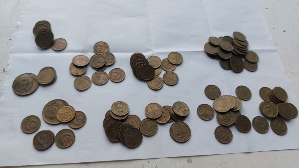 Прадам колекционие монеты