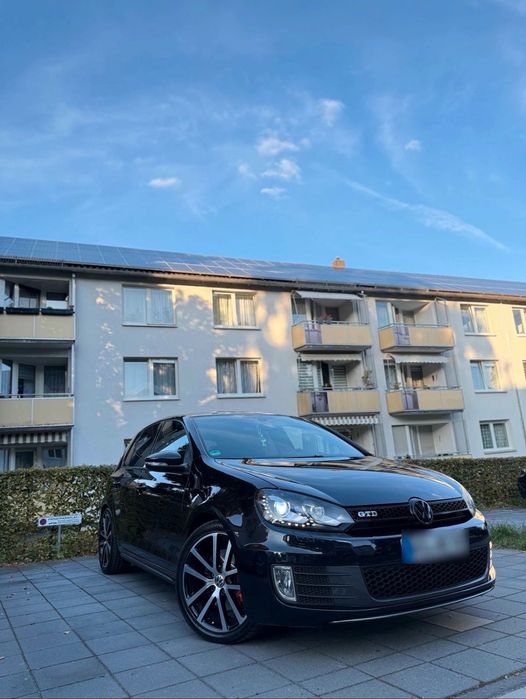 VOLKSWAGEN Golf 2012 — imagine 3